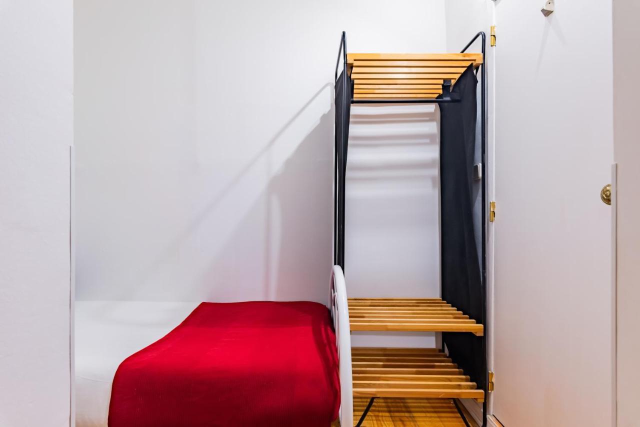 Apartmán 2Br At Chiado Historical Heart Of Lisboa Exteriér fotografie
