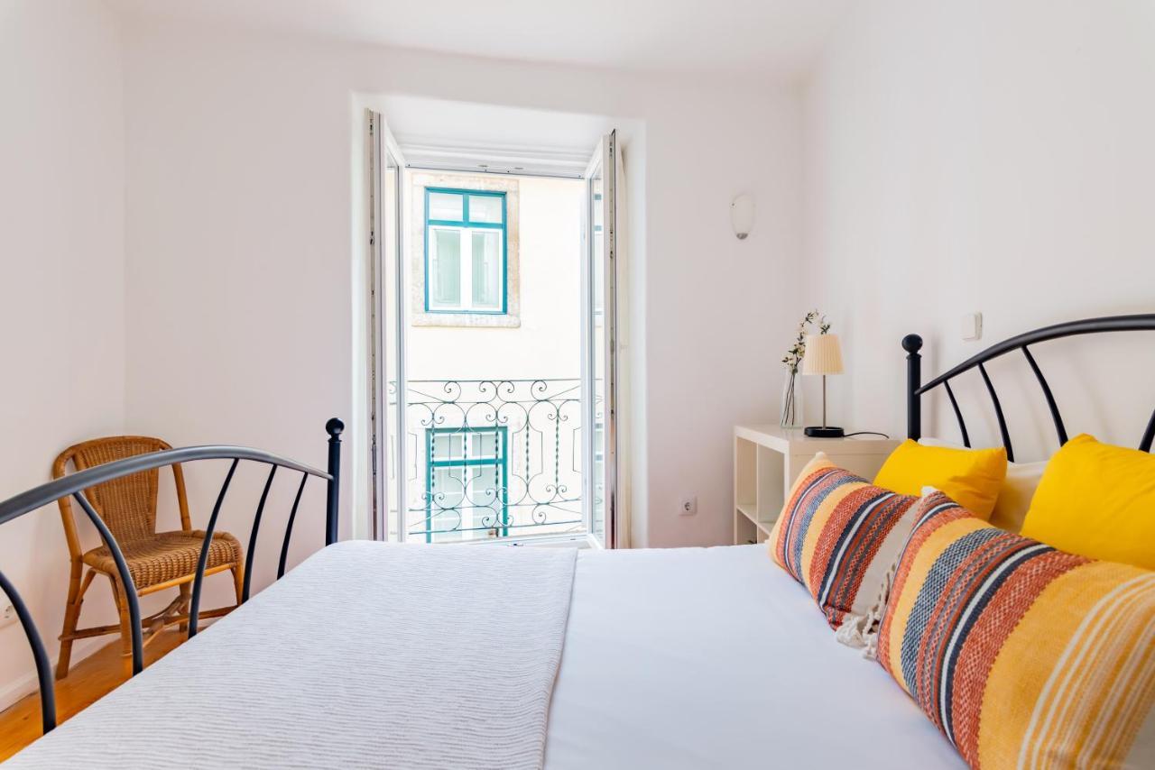 Apartmán 2Br At Chiado Historical Heart Of Lisboa Exteriér fotografie